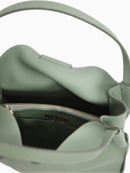 gir2490-velvet-edera